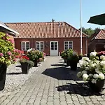 Hostel Rudbol * Rudbol